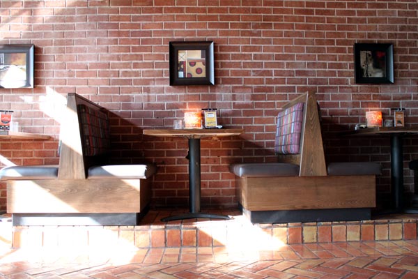 New restaurant brings new jobs, happy hour and community together | Bellevue.com