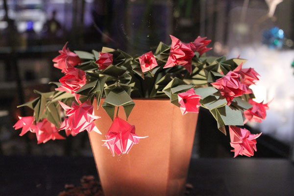 Holiday Origami Exhibit | Bellevue.com